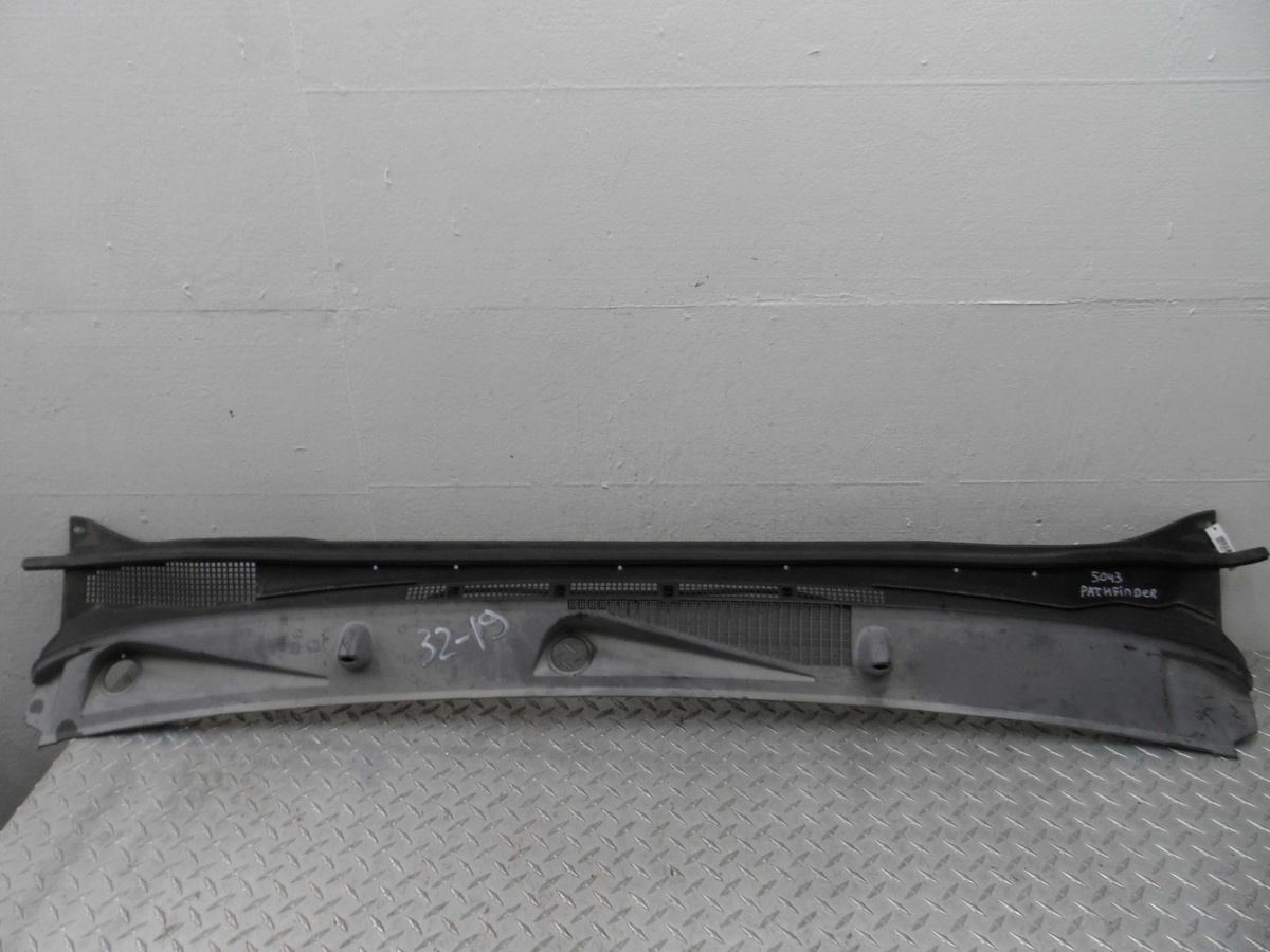 Дождевик к Nissan Pathfinder 2006