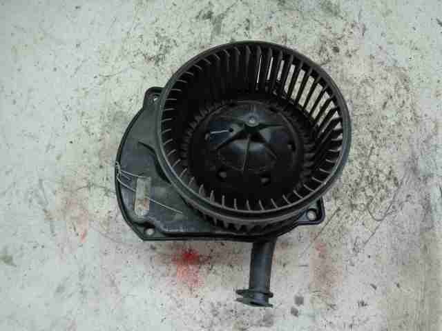 Моторчик печки к Hummer H3 2007