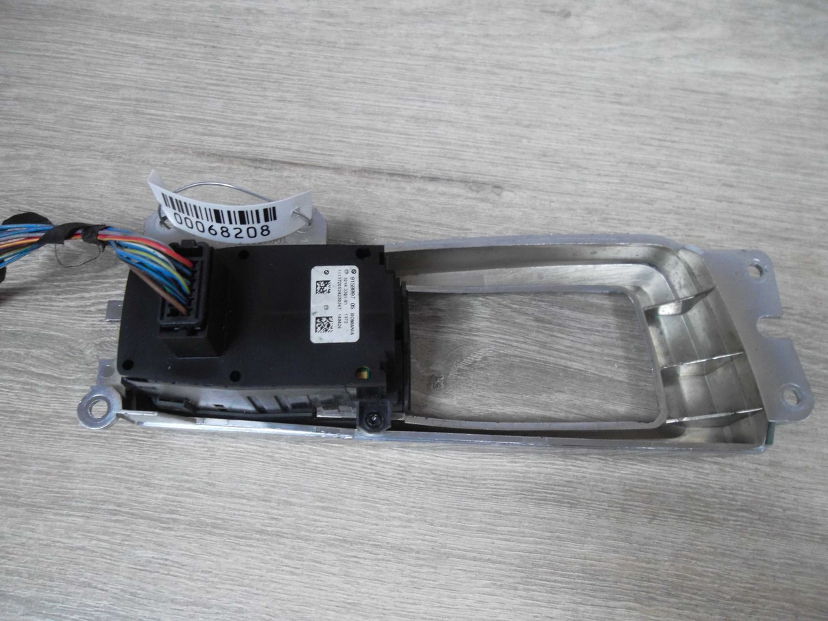 Кнопка  к BMW 7 series 2010