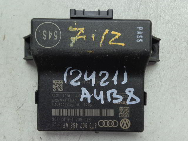 Блок управления к Audi A4 2012