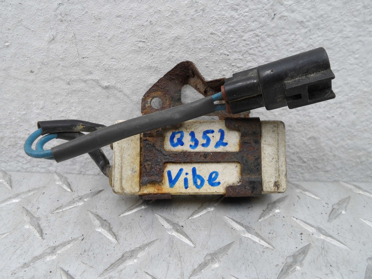 Блок управления к Pontiac Vibe 2004