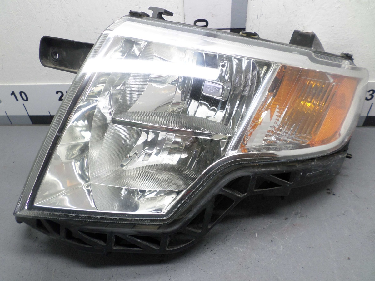 Фара левая к Ford Edge 2007