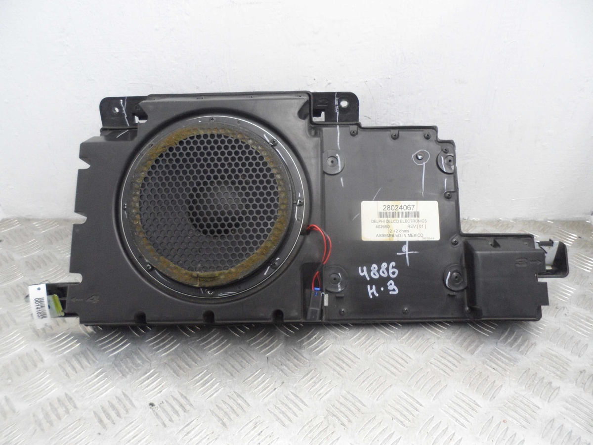 Сабвуфер к Hummer H3 2008
