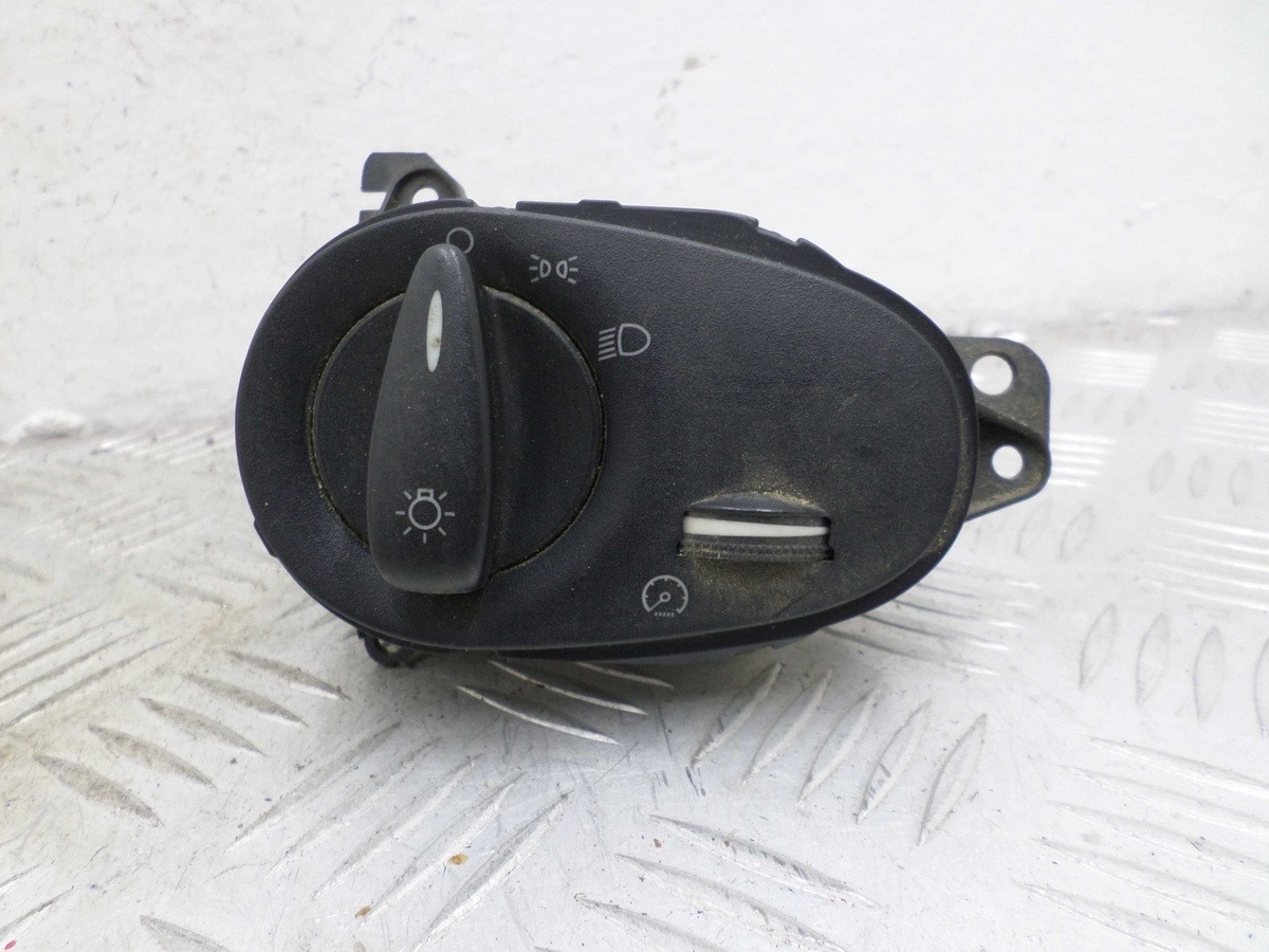 Переключатель света к Ford Focus 2007