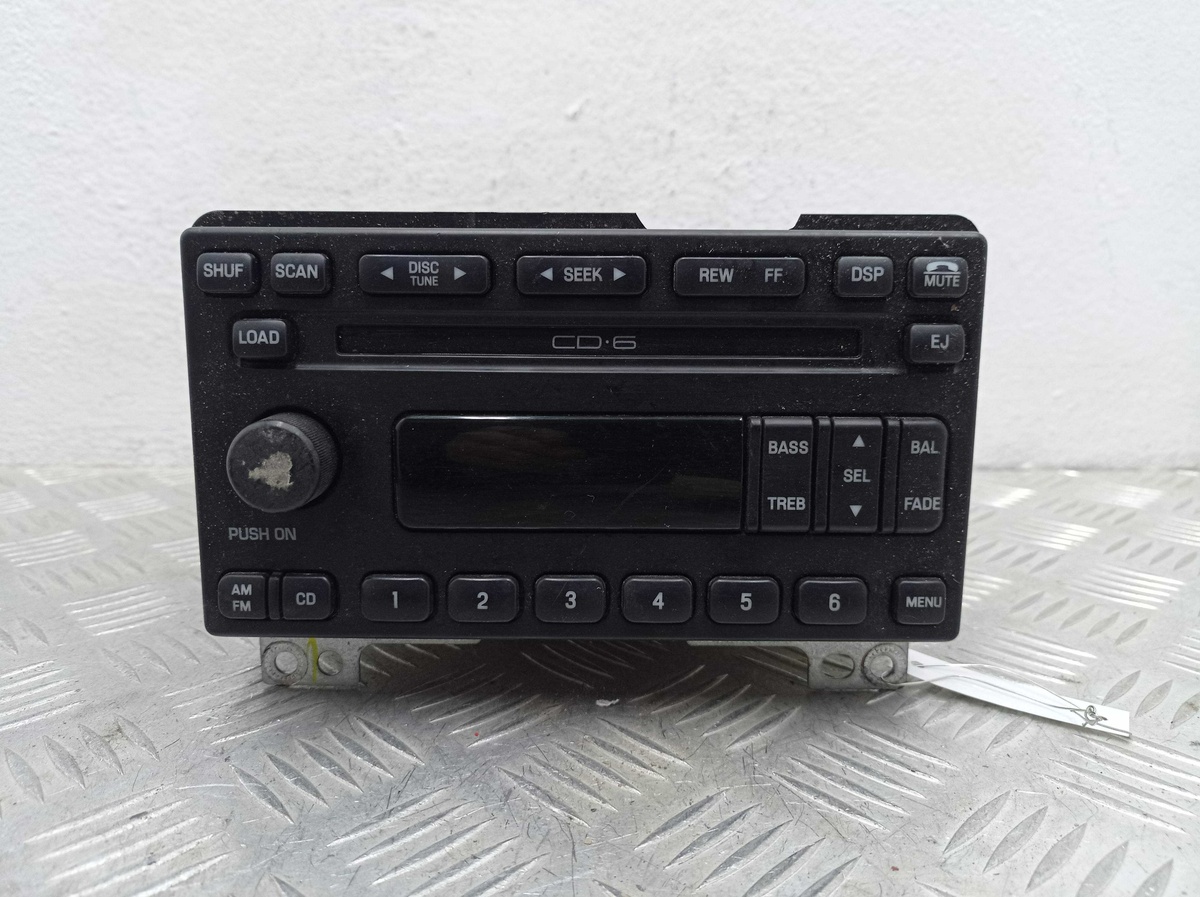 Магнитола к Ford Explorer 2003
