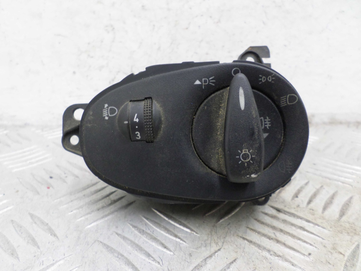 Переключатель света к Ford Focus 2007
