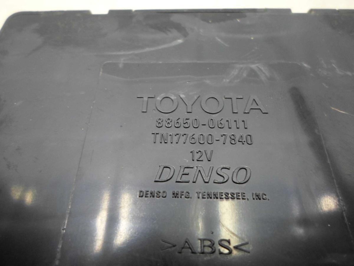 Климат-контроль к Toyota Camry 2009