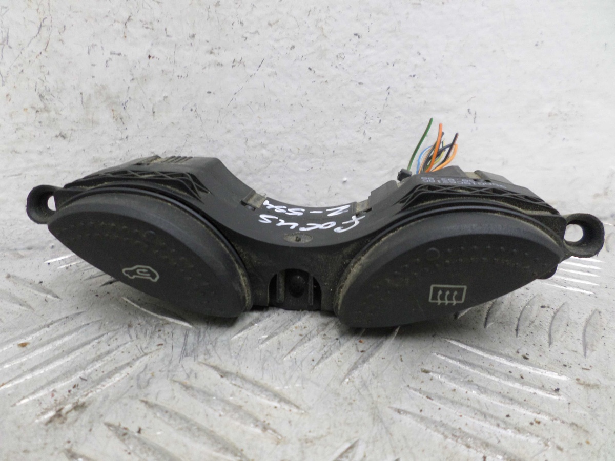 Кнопка  к Ford Focus 2007