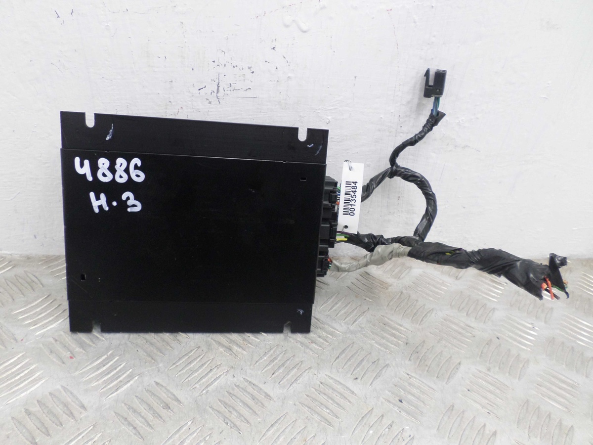 Блоки управления мультимедиа к Hummer H3 2008