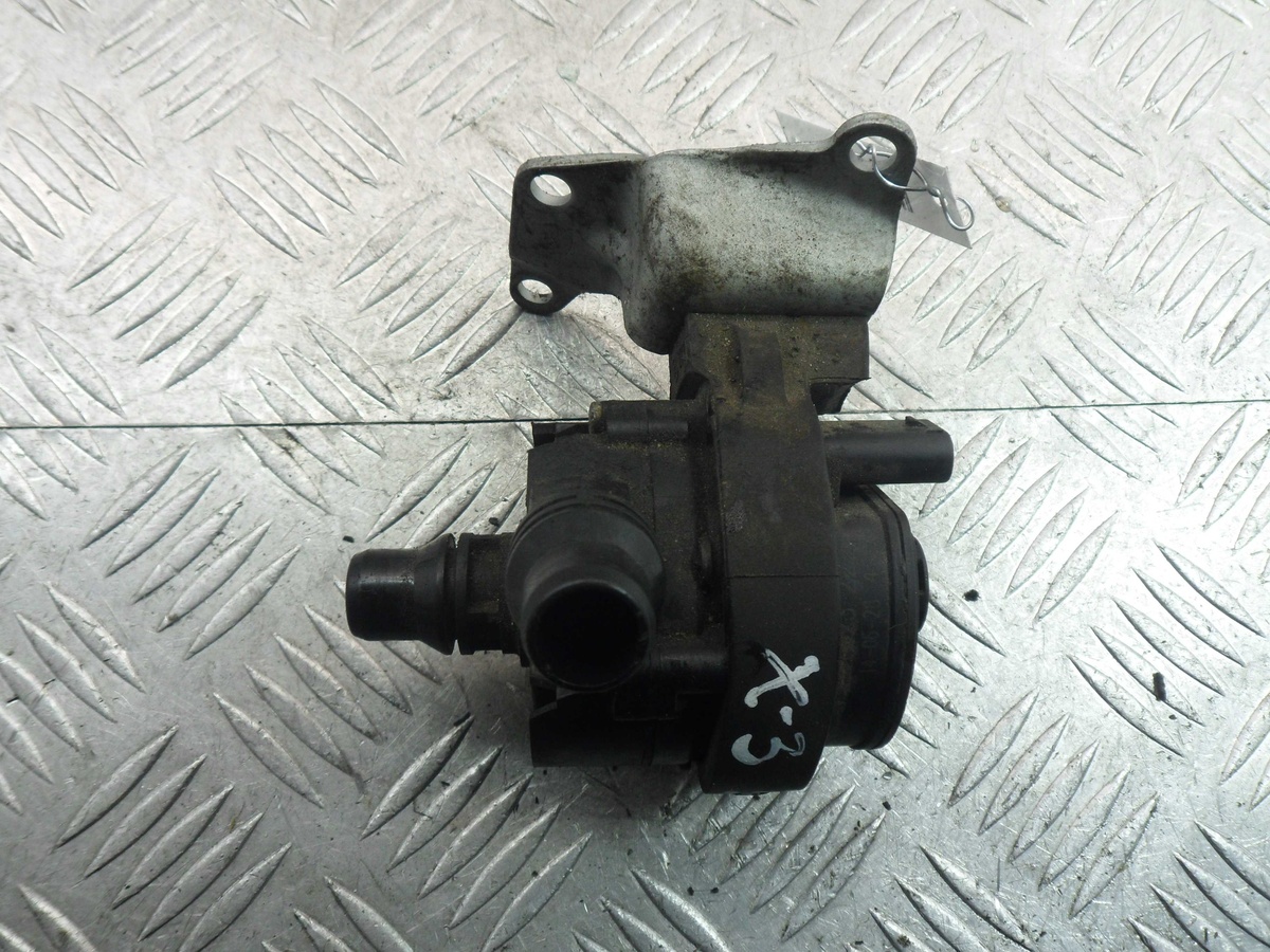 Помпа к BMW X3 2014