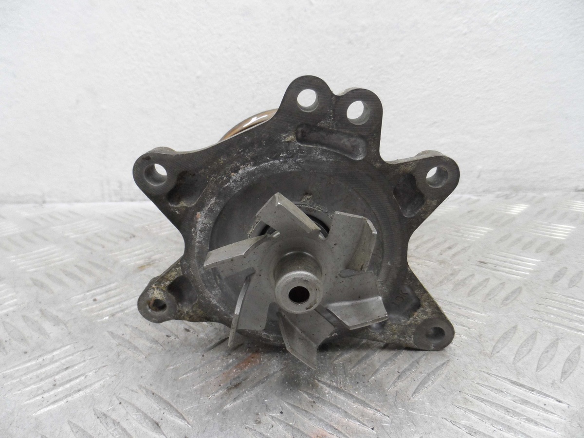 Помпа к Pontiac Vibe 2004