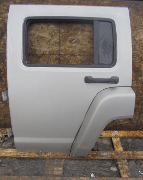 Дверь задняя левая к Hummer H3 2005