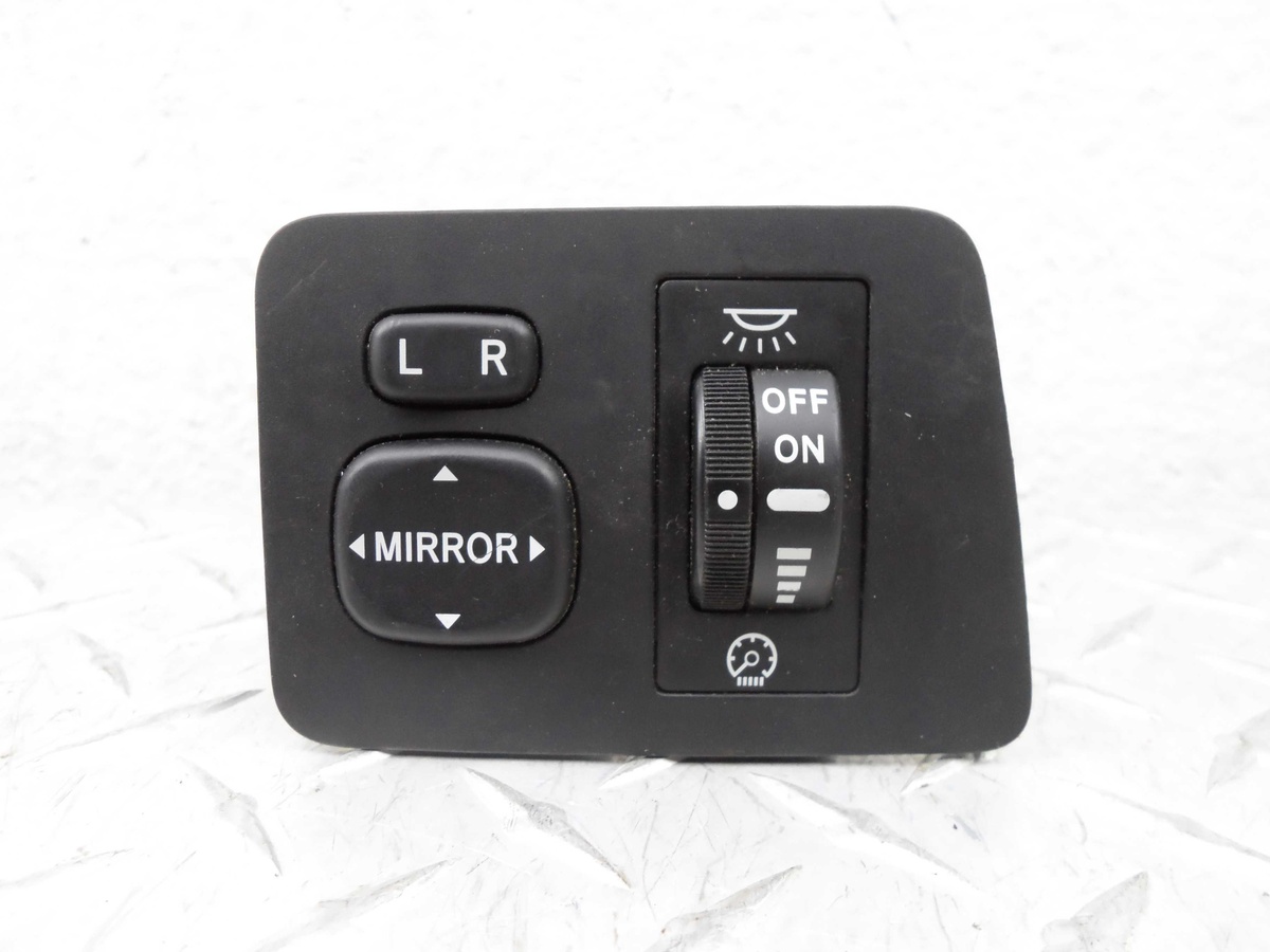 Кнопка  к Pontiac Vibe 2004