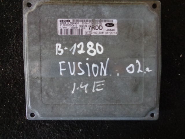 Блок управления двигателем к Ford Fusion 2002