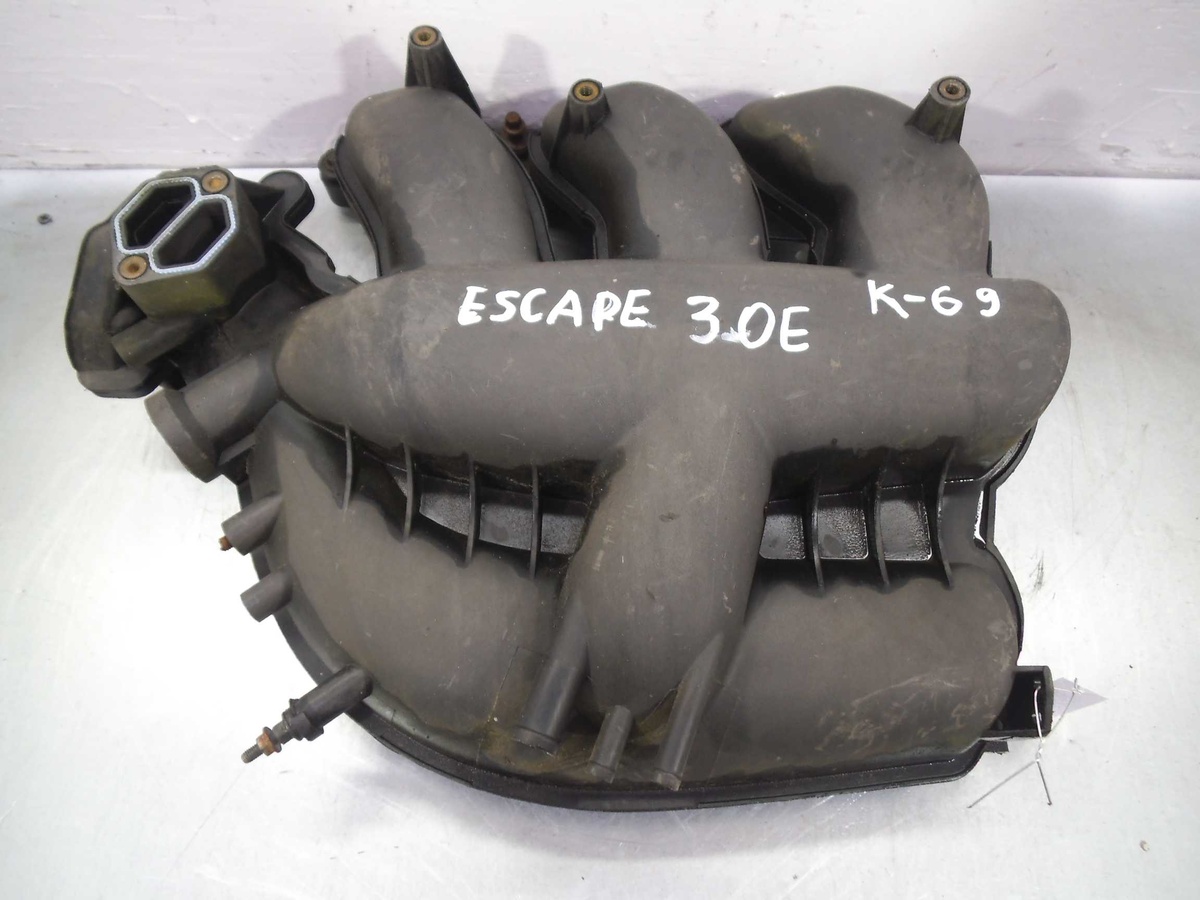 Коллектор впускной к Ford Escape 2001