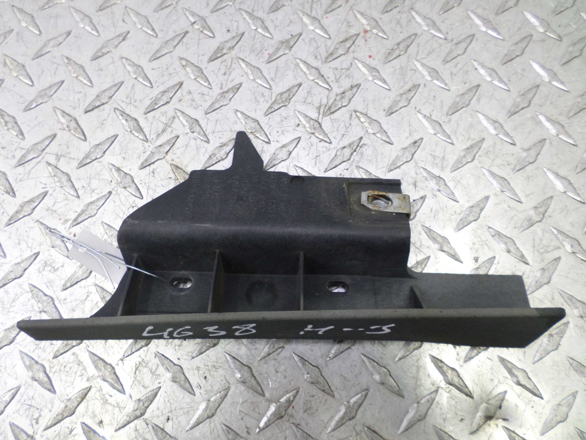 Кронштейн к Hummer H3 2008
