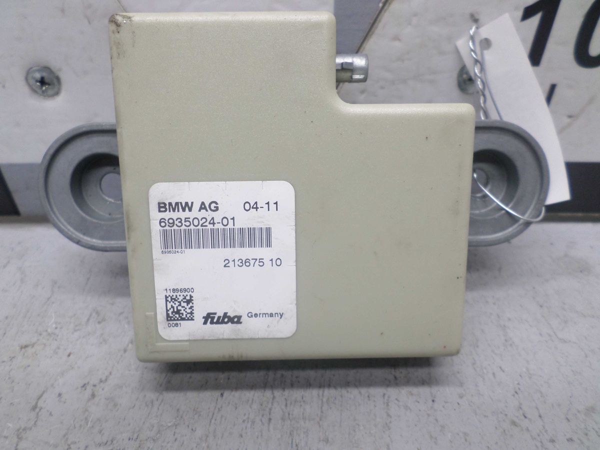 Блоки управления мультимедиа к BMW  2011