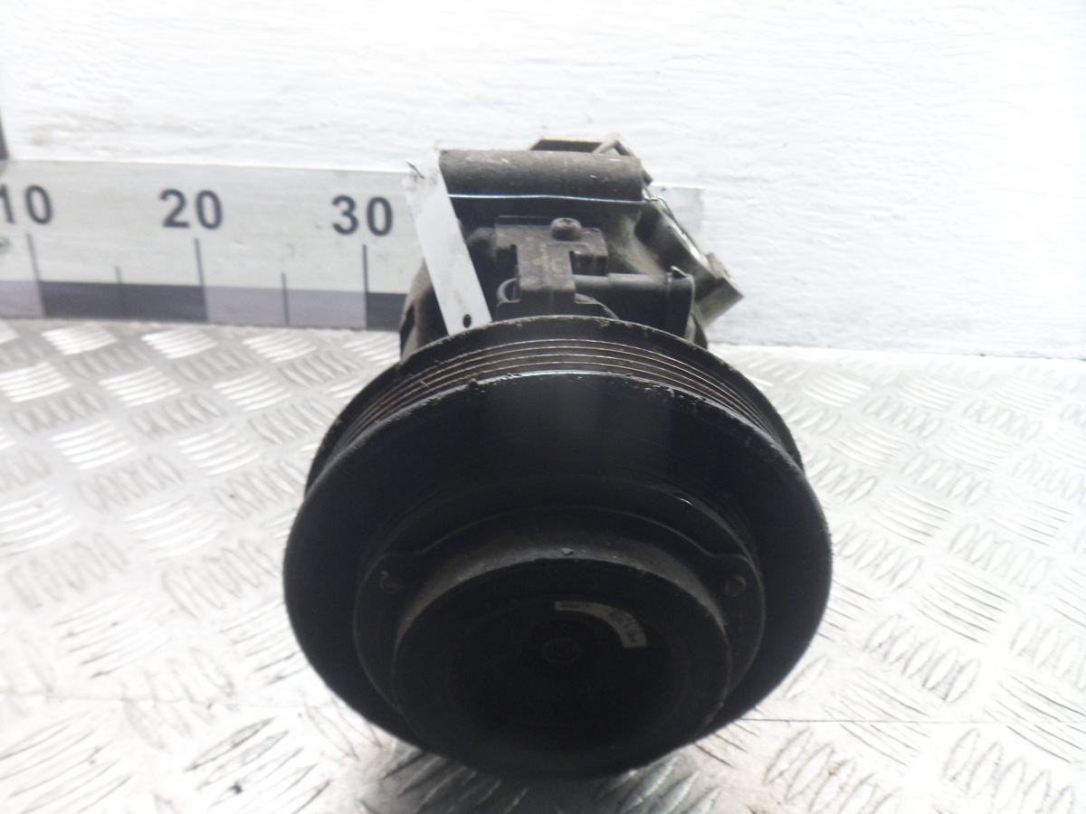 Компрессор кондиционера к Hummer H3 2007