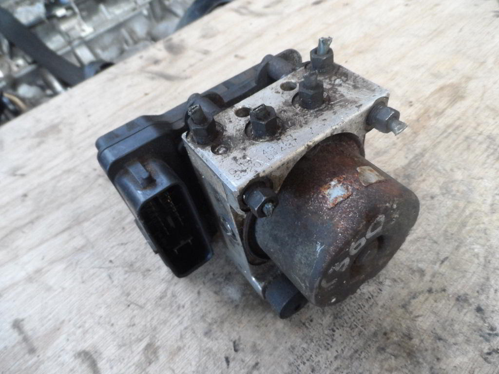 Блок ABS к Mazda 6 2003
