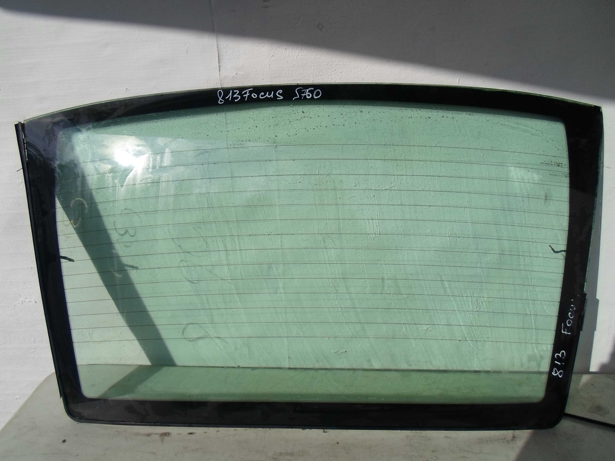 Стекло заднее к Ford Focus 2000