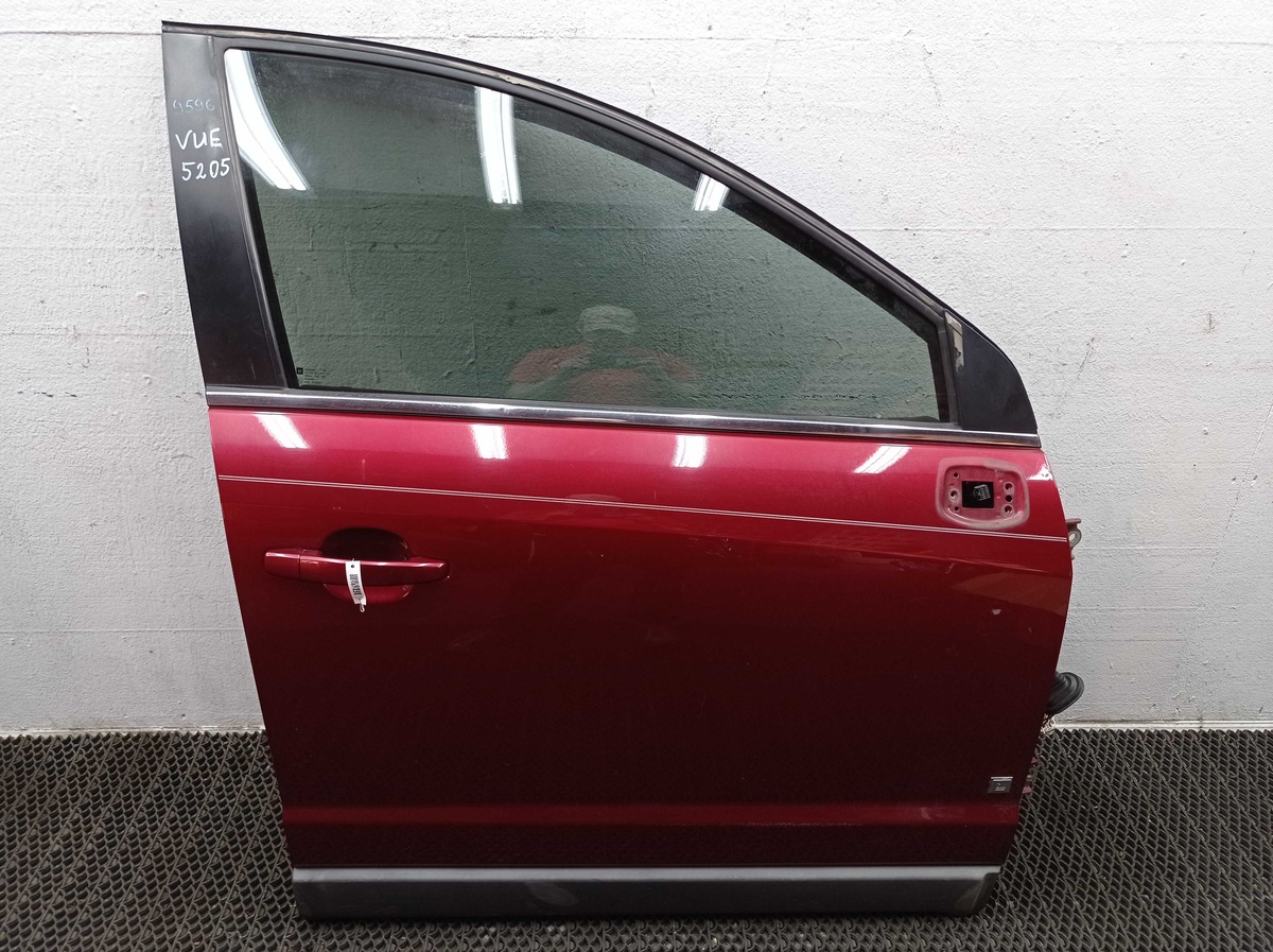 Петля двери к Saturn VUE 2008