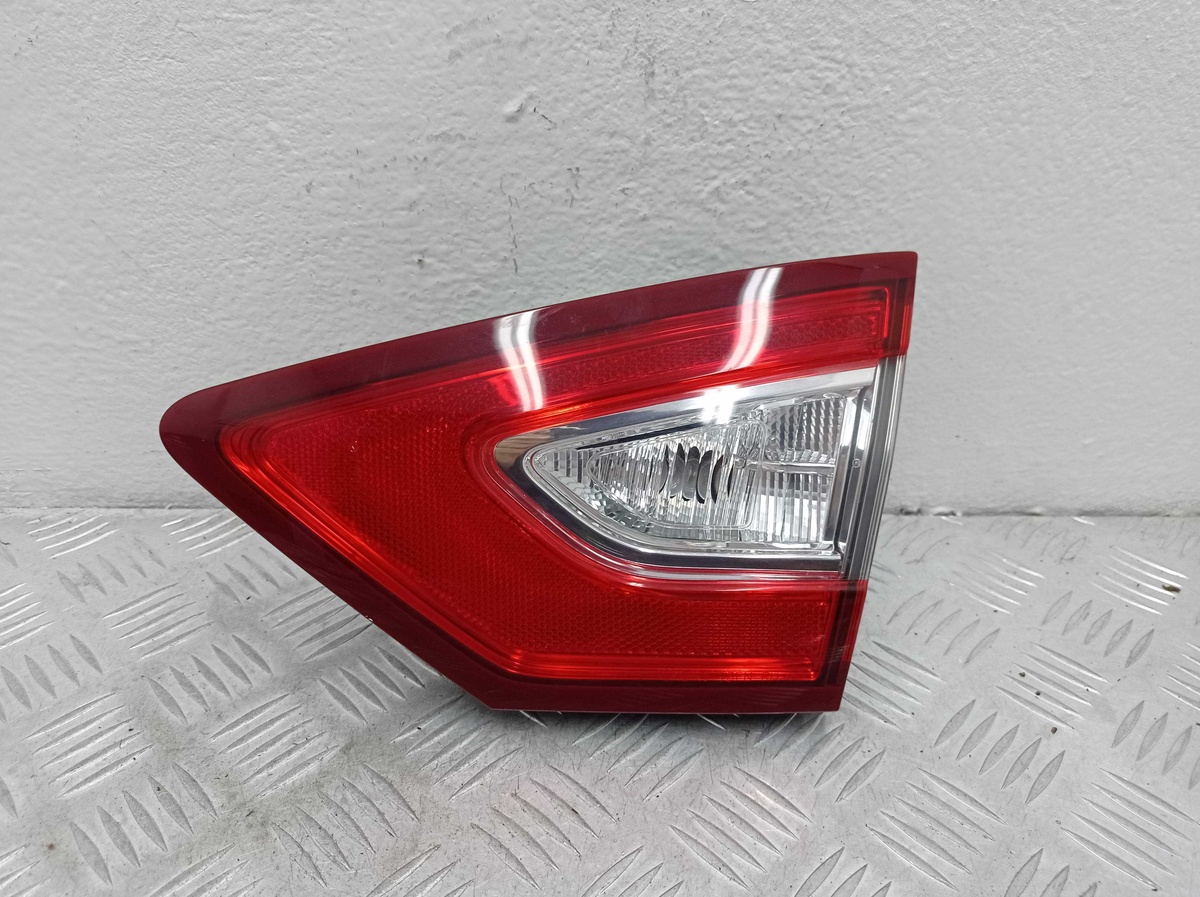 Фонарь крышки багажника левый к Ford Fusion 2013