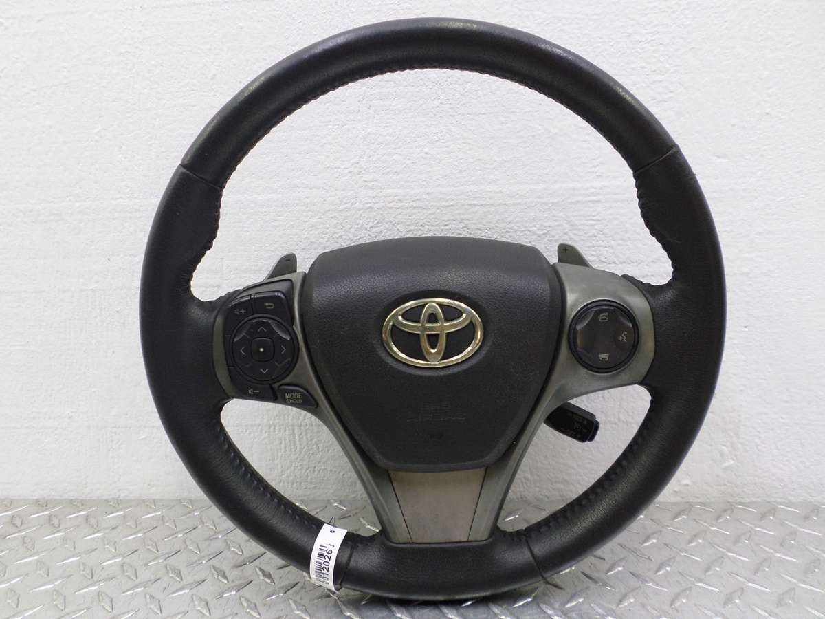 Руль к Toyota Camry 2012