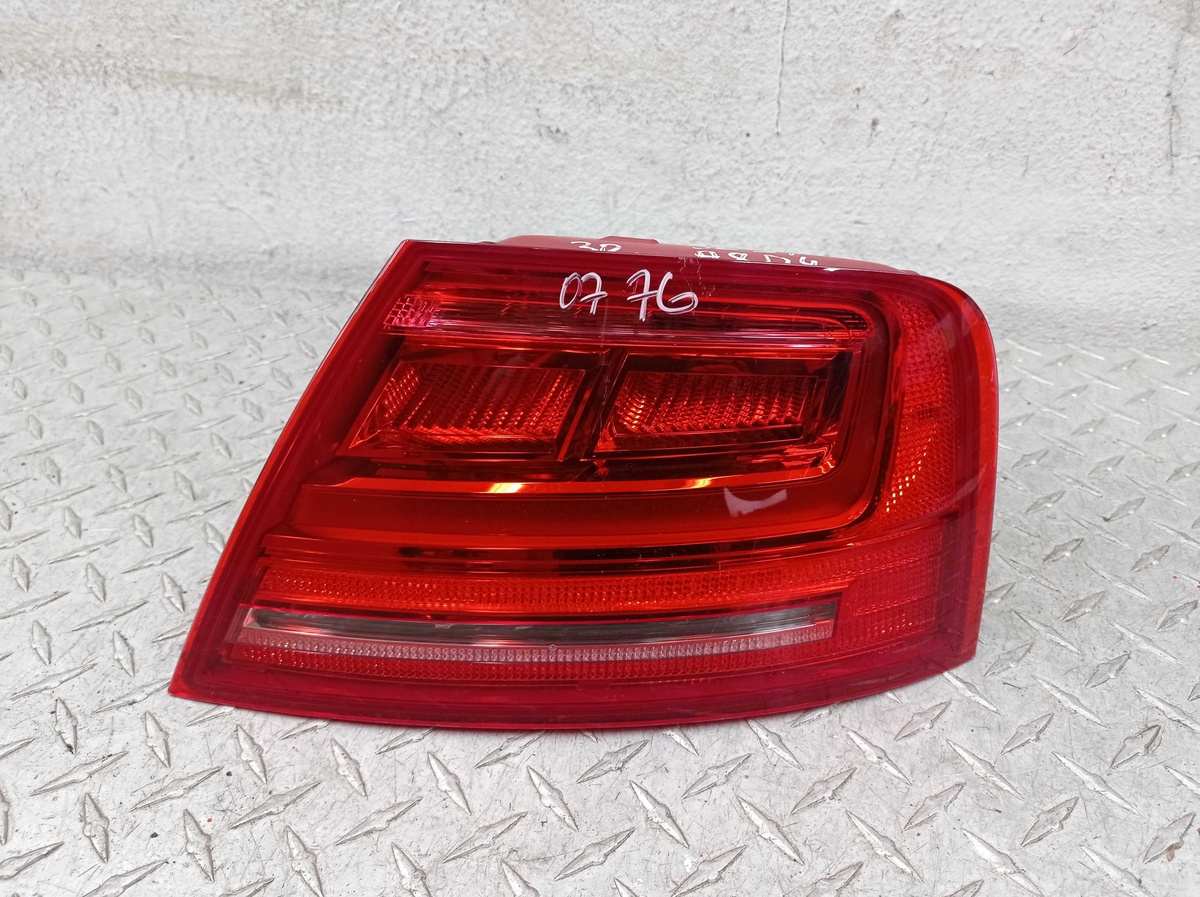 Фонарь задний левый к Audi A8 2011