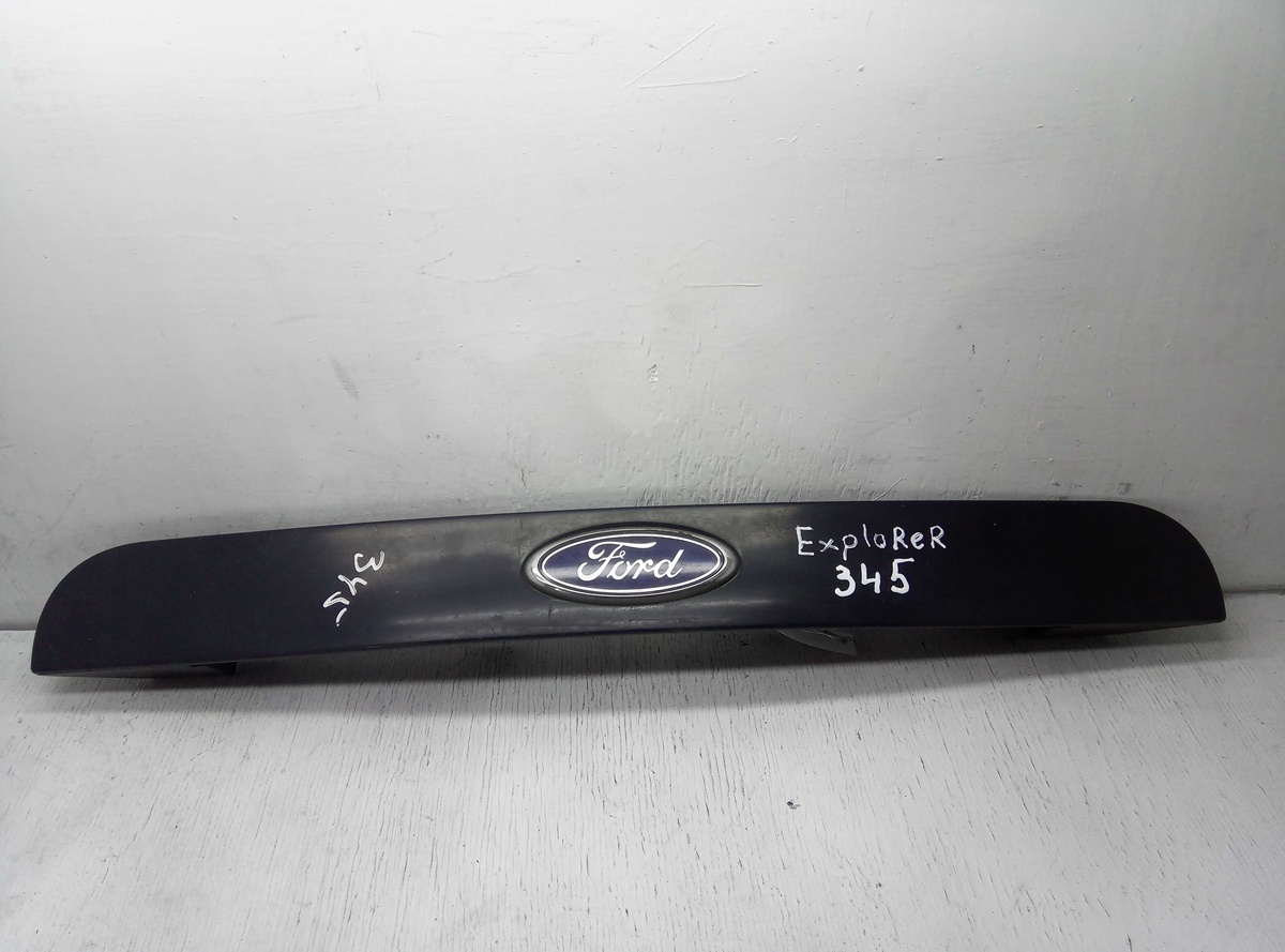 Подсветка номера к Ford Explorer 1999