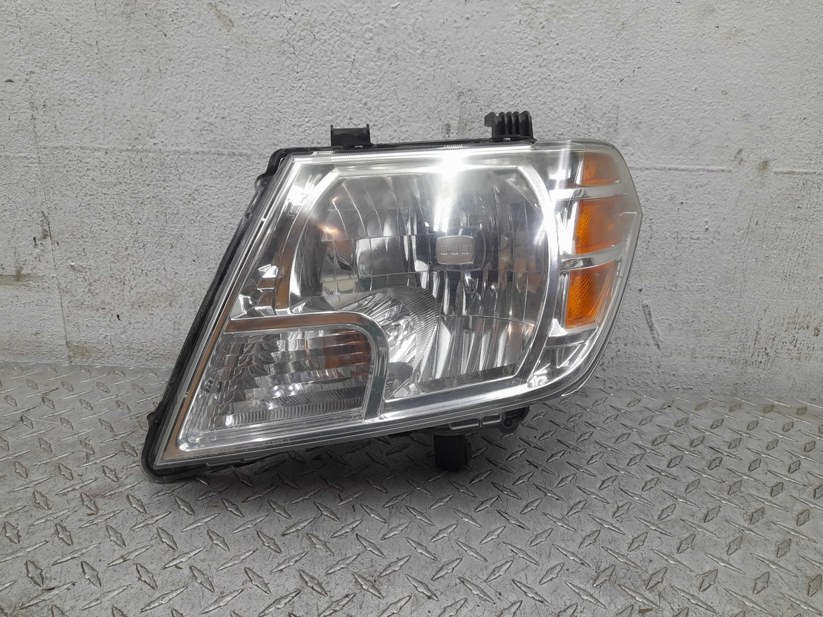 Фара левая к Nissan Frontier 2010
