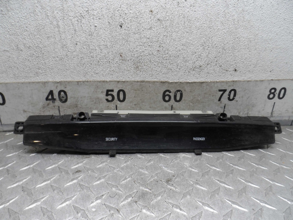 Часы к Toyota Camry 2007