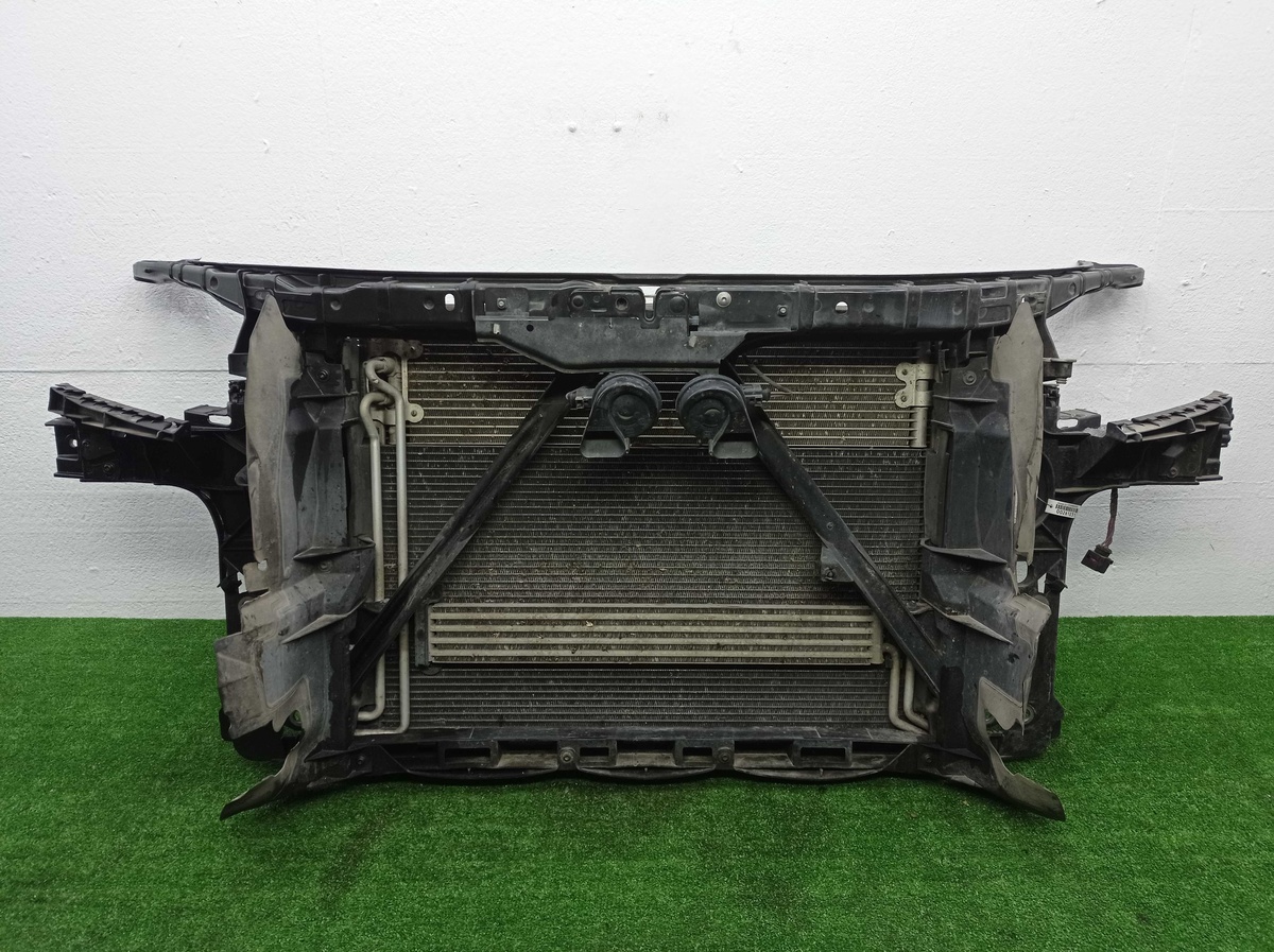 Кассета радиаторов к Audi Q7 2014