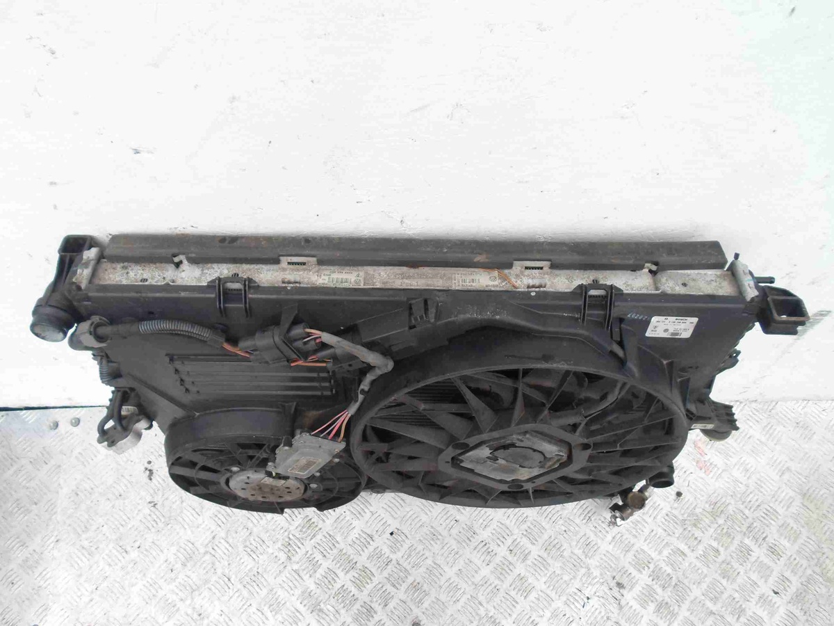 Радиатор (основной) к Audi Q7 2007