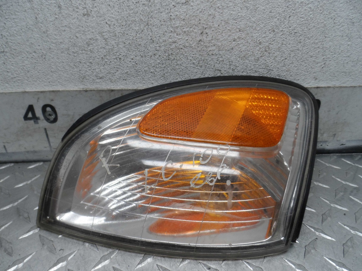 Поворотник левый к Toyota Land Cruiser 2002