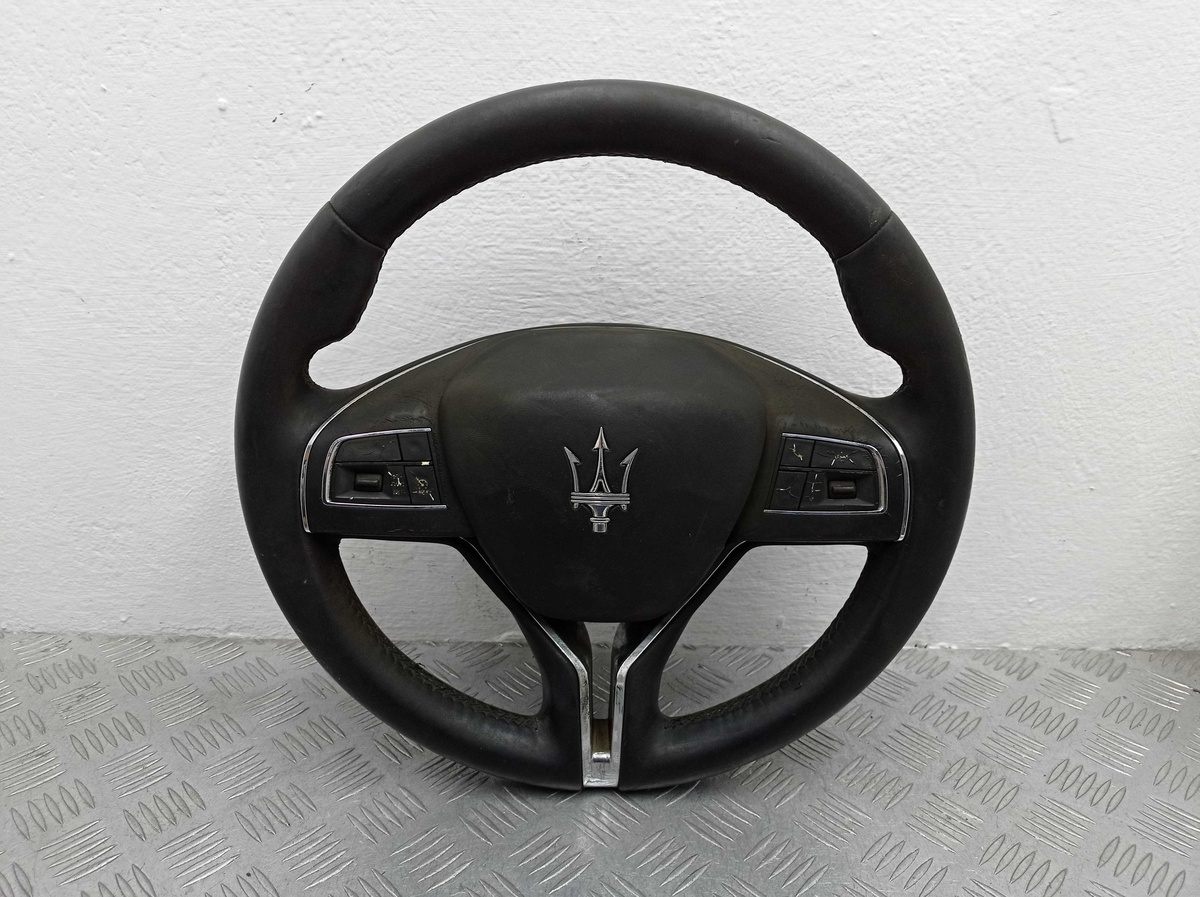 Руль к Maserati Ghibli 2014