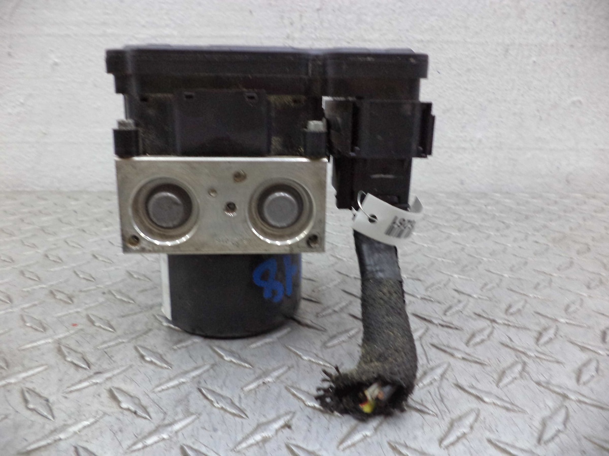 Блок ABS к Ford Escape 2013