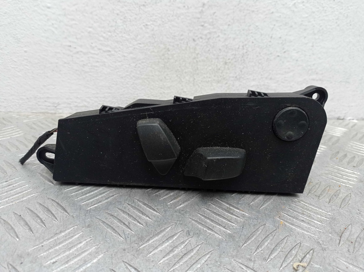 Переключатель к BMW X5 2012
