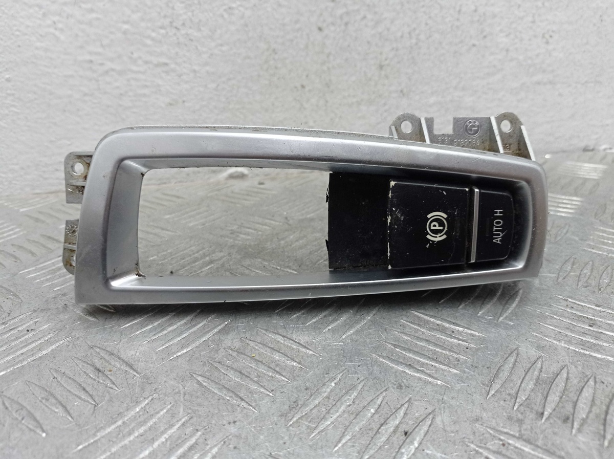 Кнопка  к BMW X3 2012