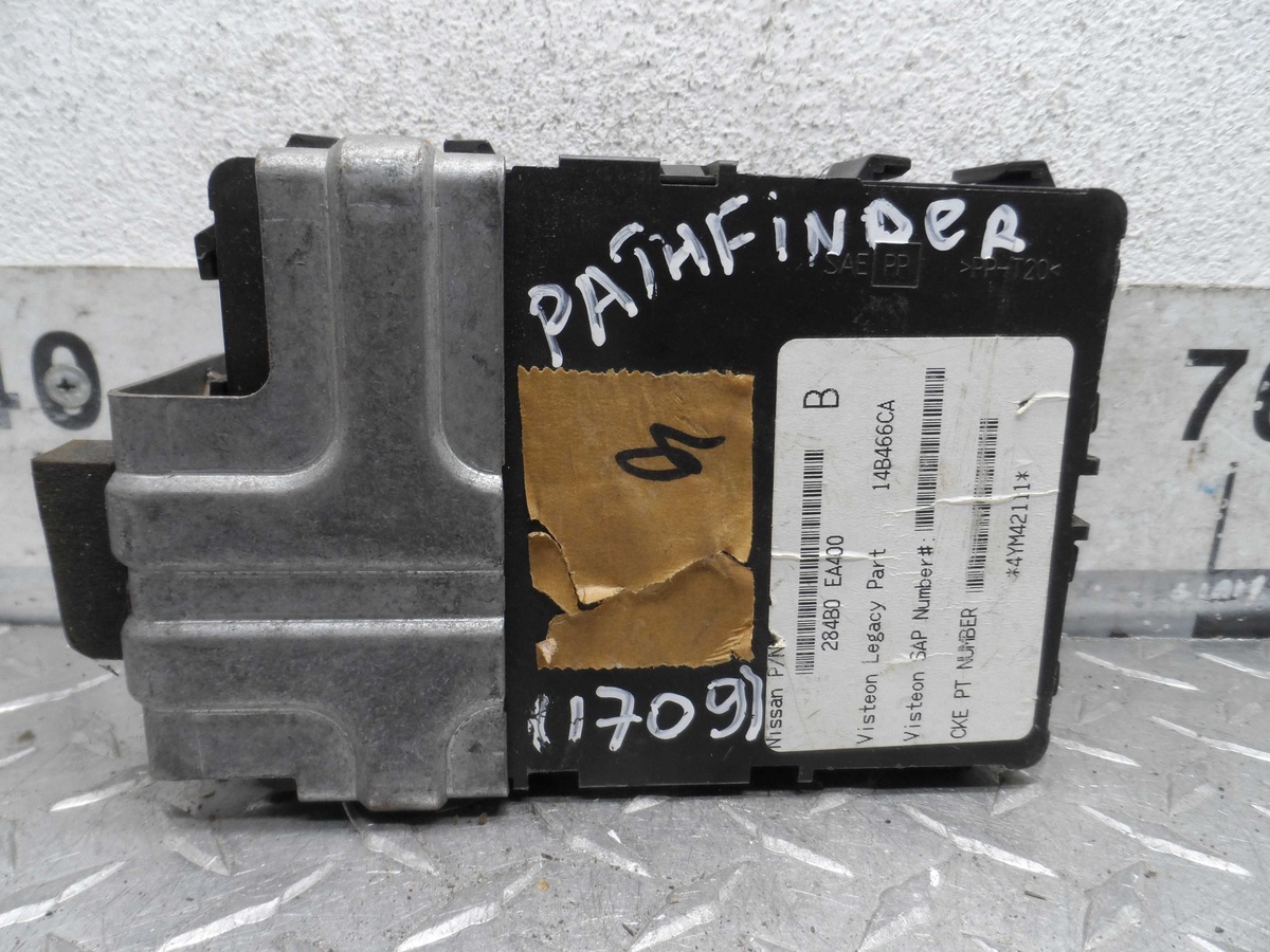 Блок управления к Nissan Pathfinder 2005