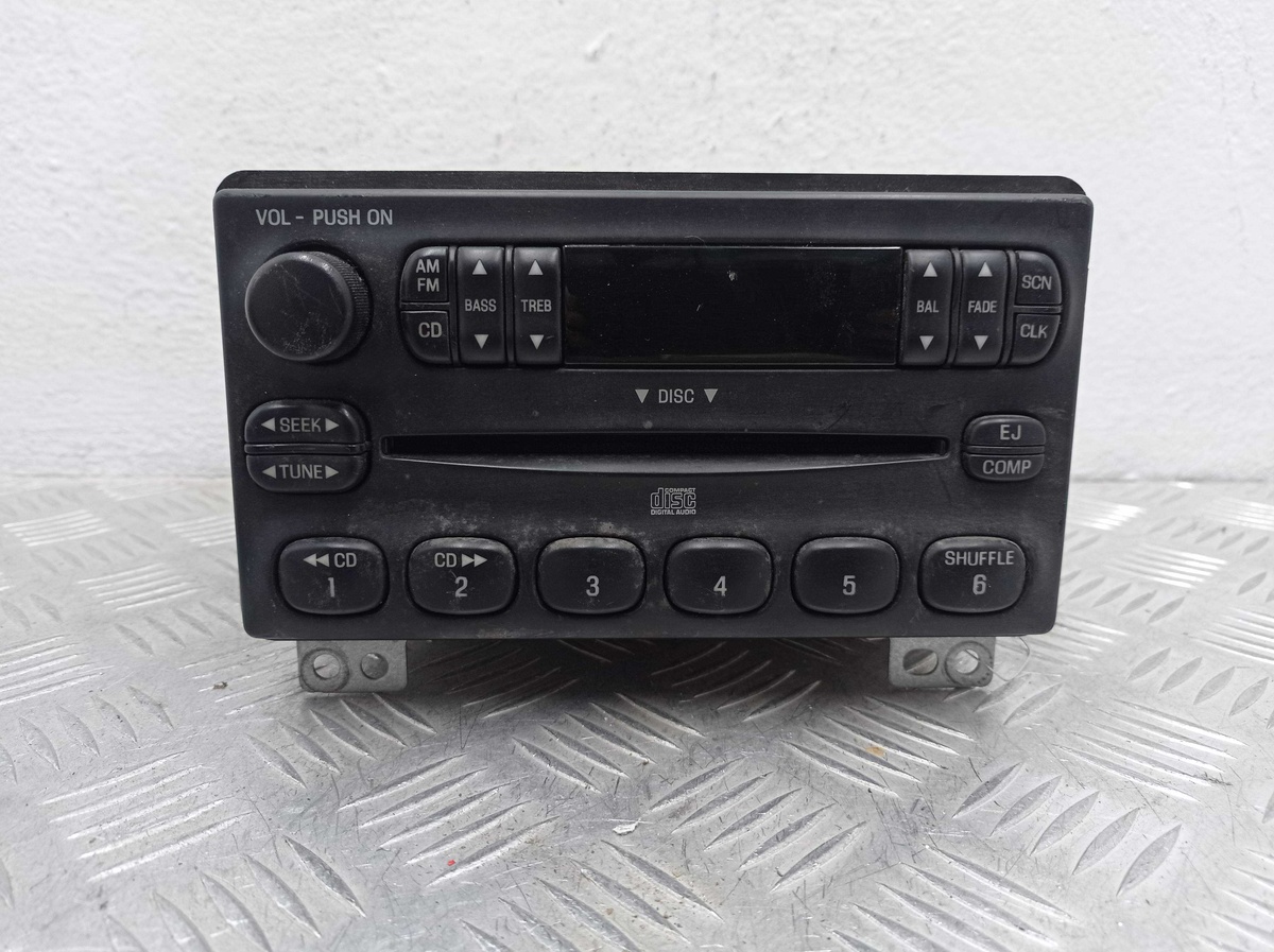 Магнитола к Ford Explorer 2004