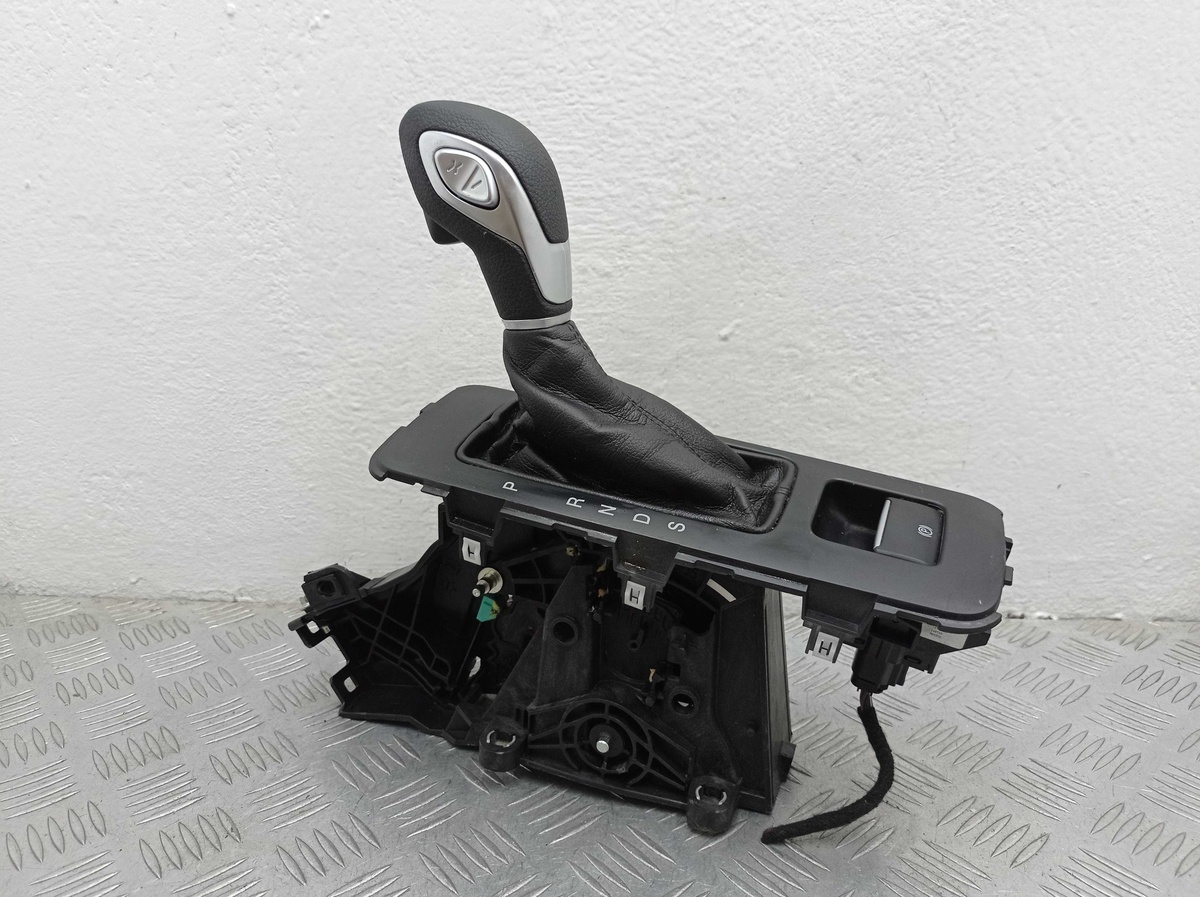 Кулиса к Ford Escape 2019
