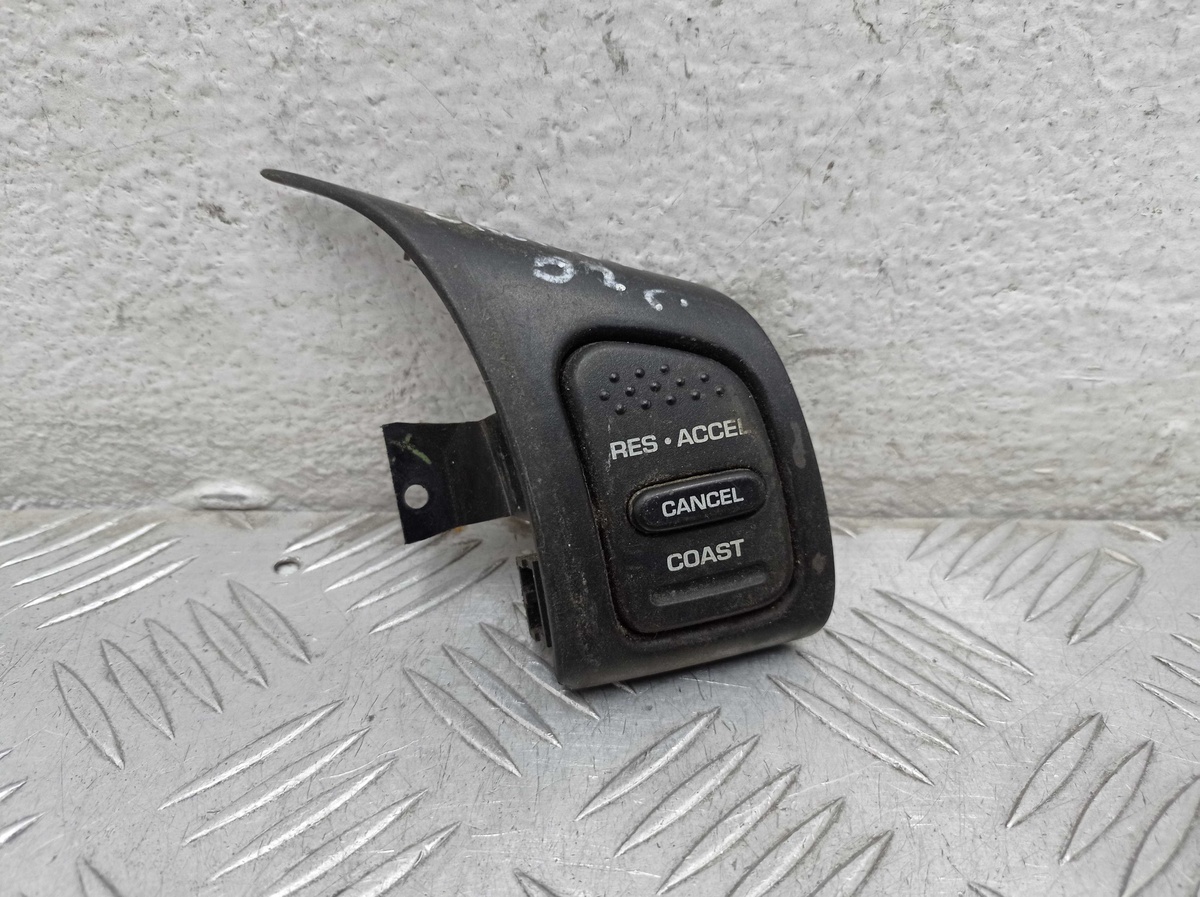 Кнопки руля к Jeep Grand Cherokee 2002