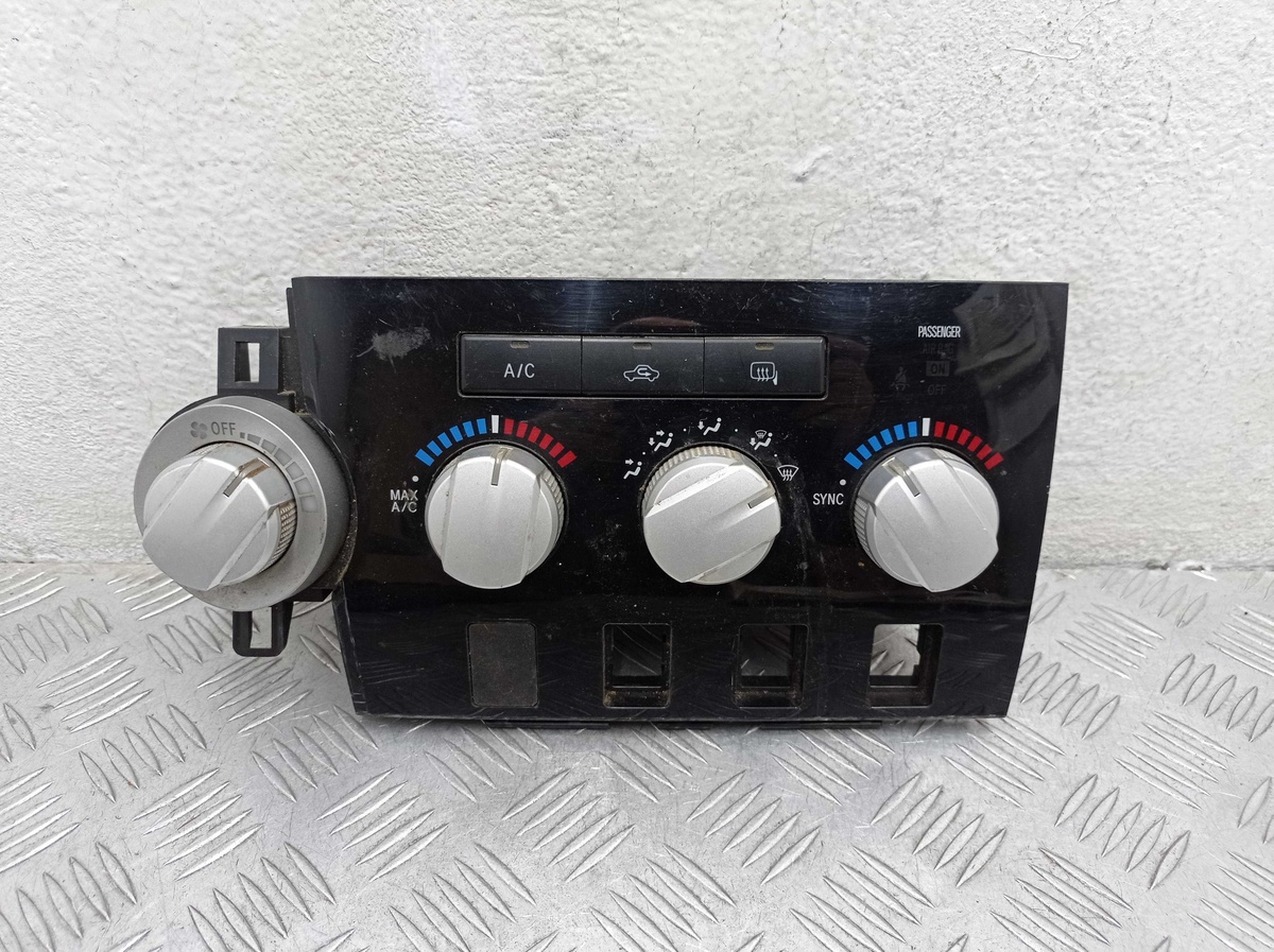 Блок управления печки (переключатель отопителя) к Toyota Tundra 2008