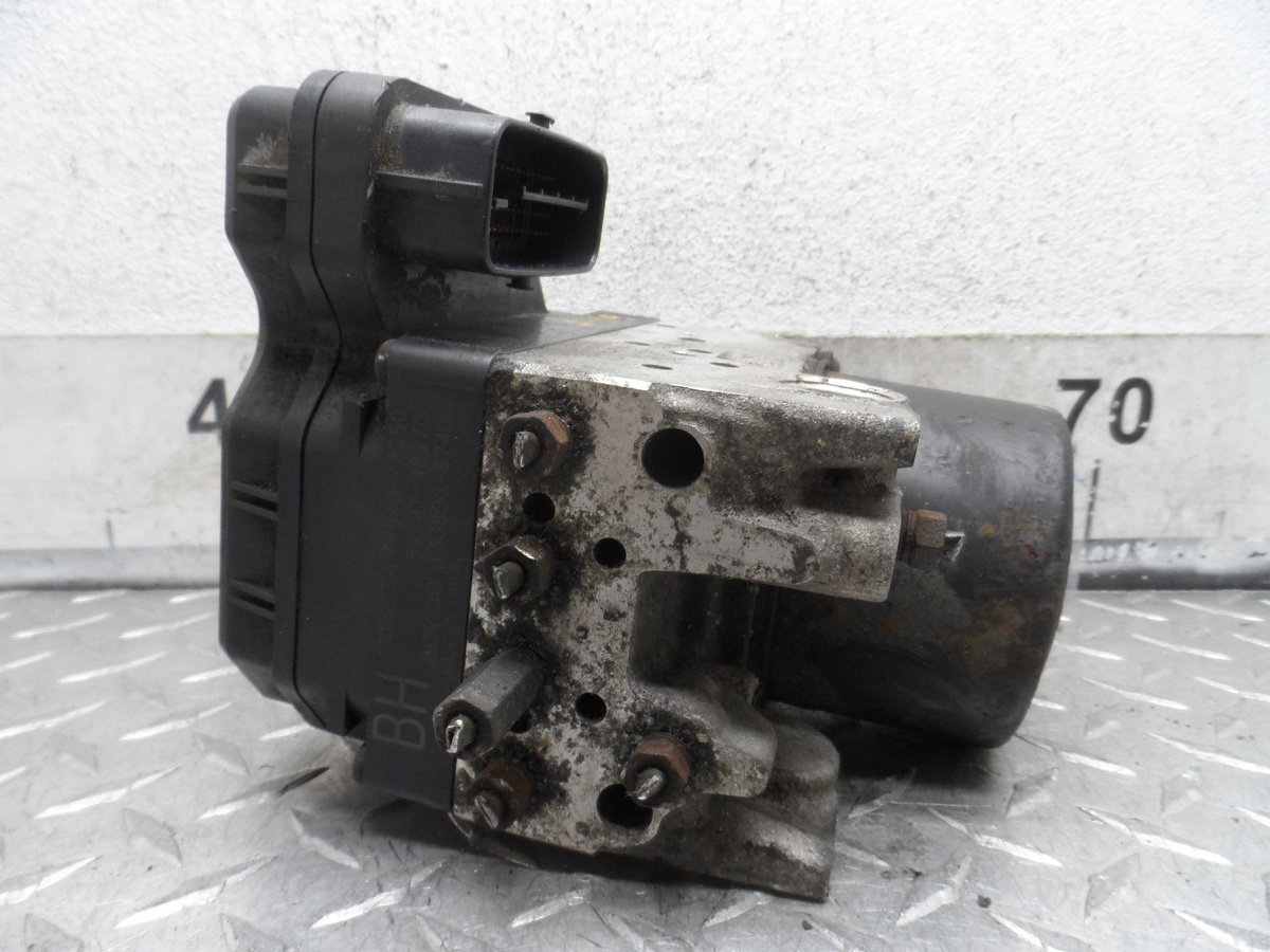 Блок ABS к Lexus RX 2008