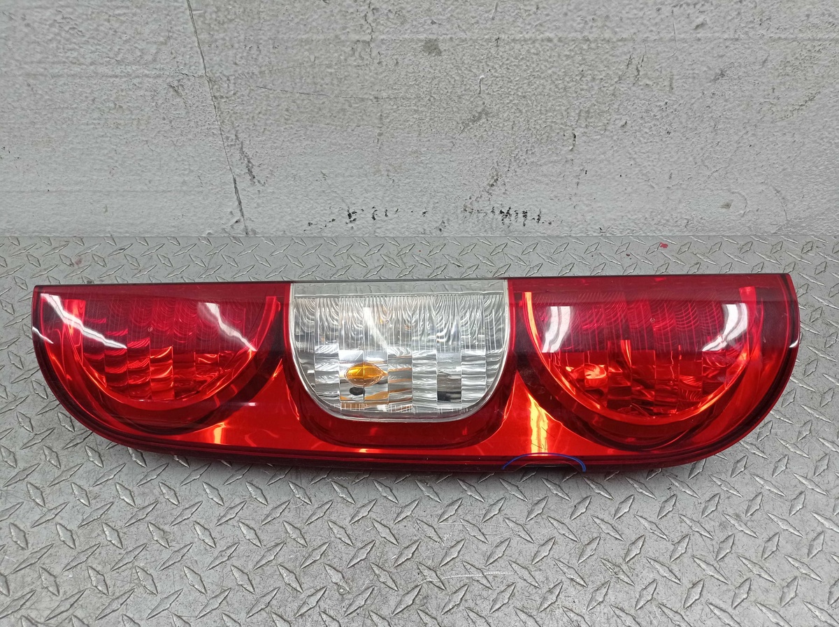 Фонарь задний левый к Fiat Doblo 2006