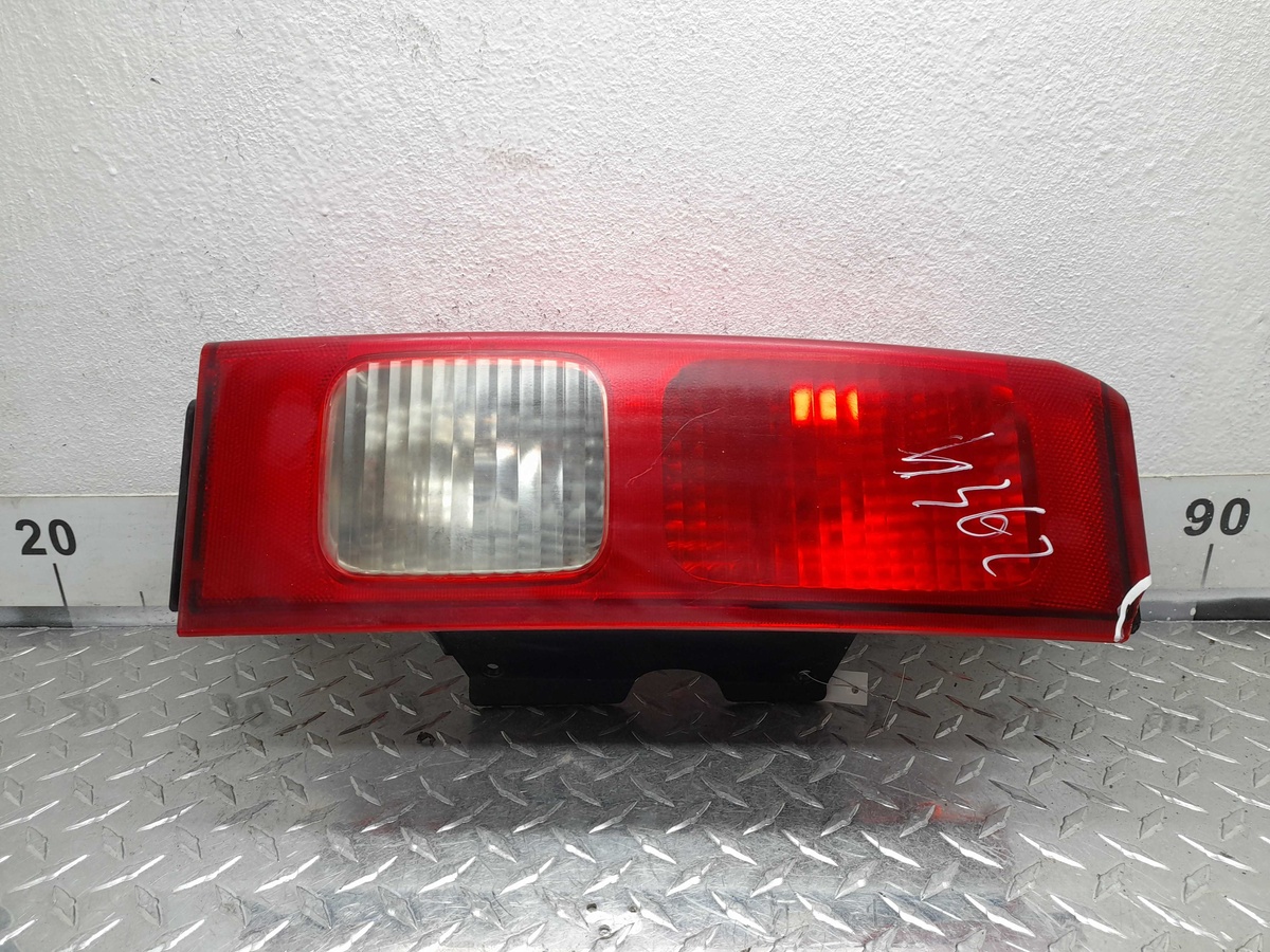 Фонарь задний левый к Hummer H3 2007