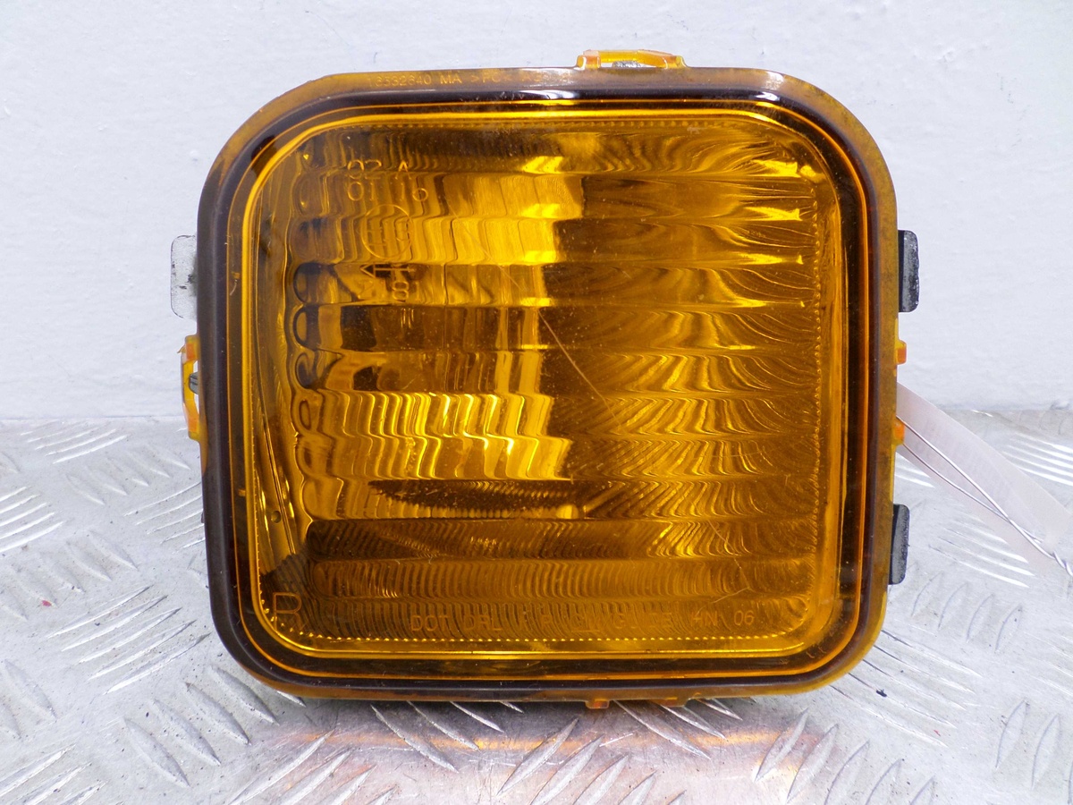 Поворотник левый к Hummer H3 2008