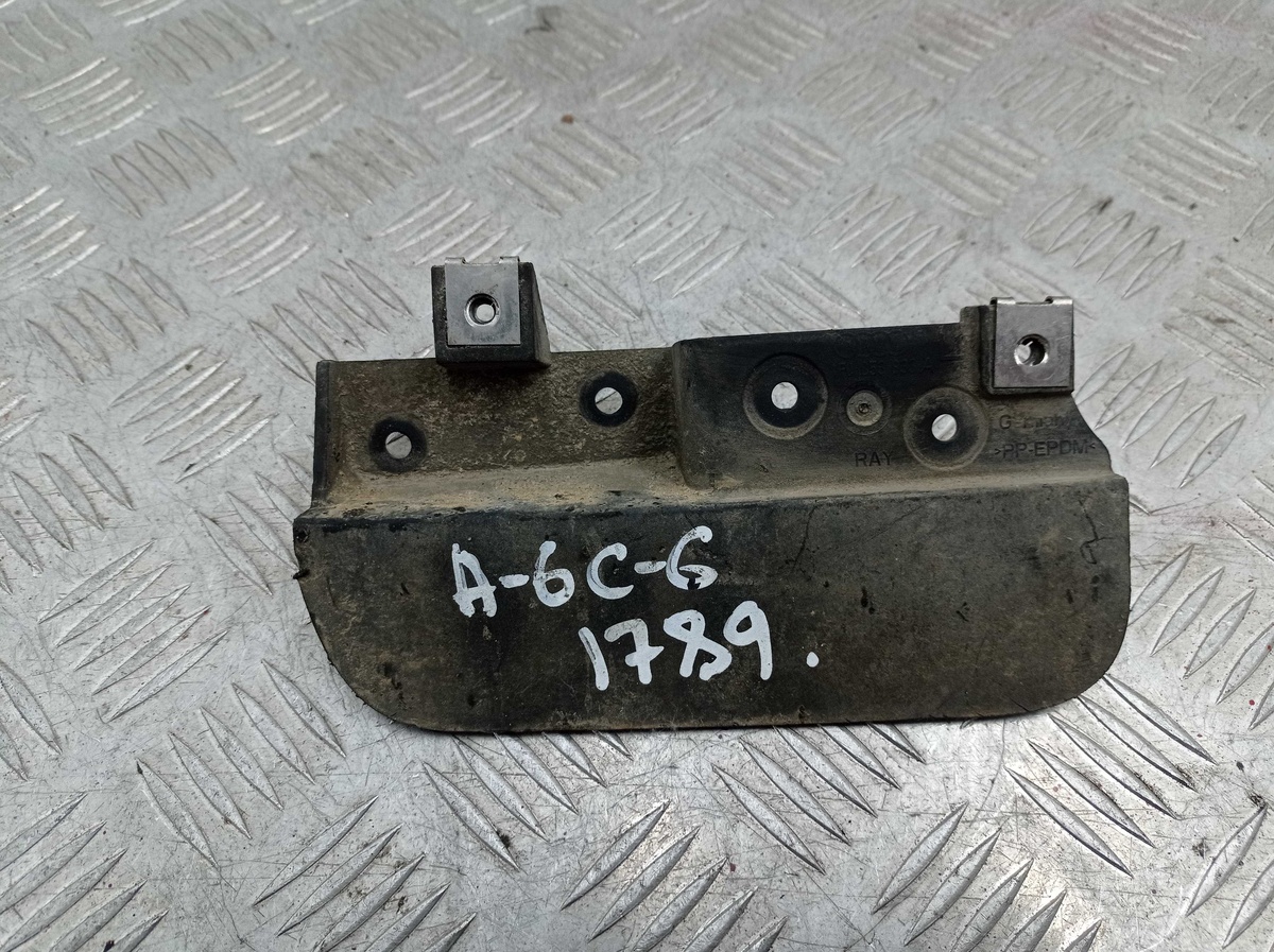 Брызговики к Audi A6 2005