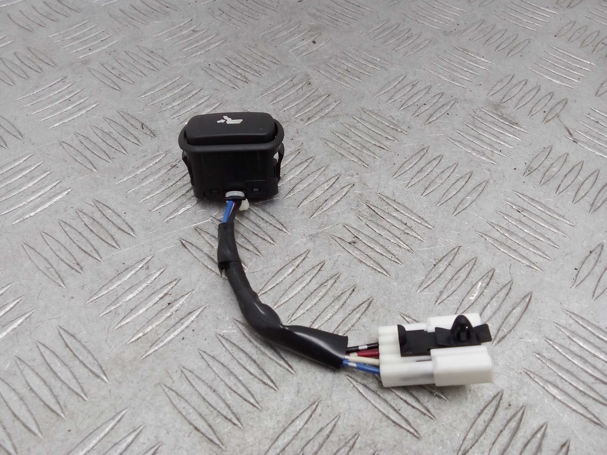 Кнопка  к Infiniti QX56 2012