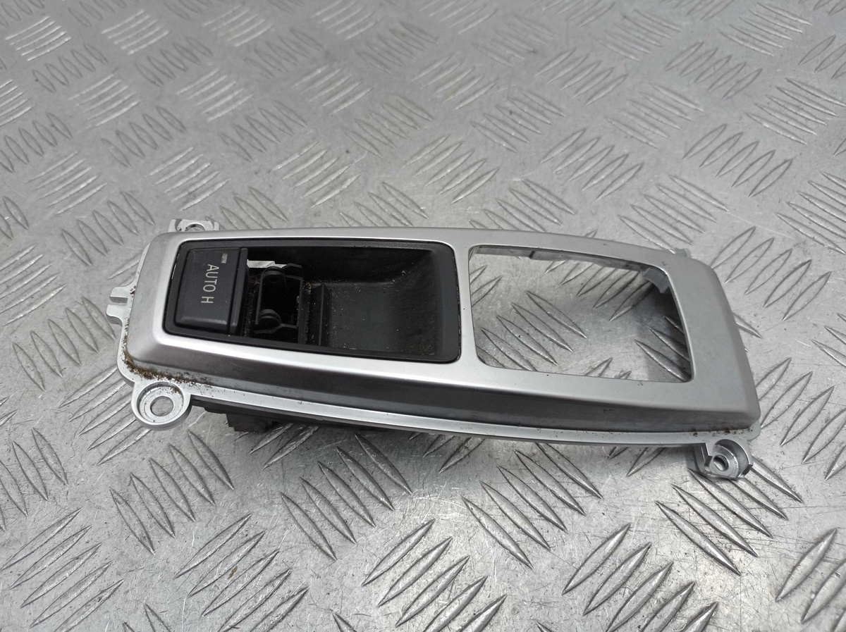 Кнопка  к BMW X5 2011